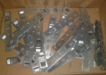 Kotwa montażowa typ 5 aluplast 128 x 23 mm  31 sztuk nowe