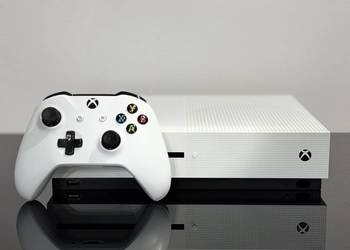 Konsola Xbox One S 500gb, pad, okablowanie, bdb stan, GWARANCJA!