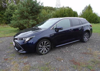 Toyota Corolla XII Kombi 1.8 Hybrid Sports Business Super Stan