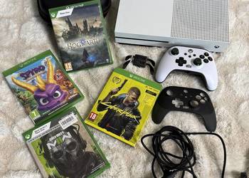 Xbox ONE S 500 GB komplet jak nowy plus gry
