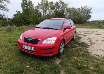 Toyota Corolla E12 2002 3D 1.6 110km 284 tys km klimatyzacja