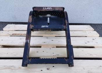 Stopnica prawa Claas Arion 640