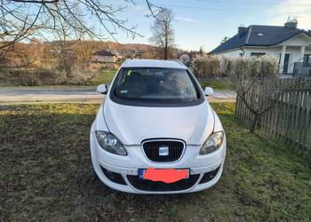 SPRZEDAM SEAT ALTEA XL 1.9 TDI 105KMLEKKO USZKODZONY Z CZĘŚCIAMI DO WYMIANY
