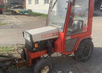 Mini traktor