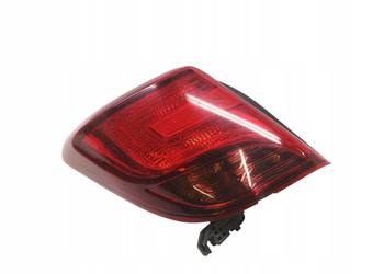 LAMPA TYŁ LEWA EU USZKODZONA  Toyota Yaris III (2011-)