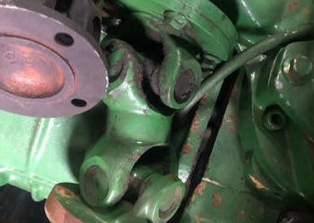 John Deere Wałek Łączący Skrzynia - Silnik
