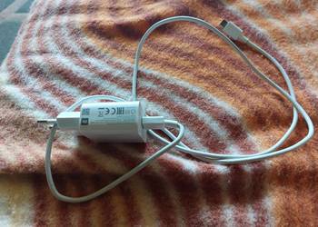 Ładowarka z kablem USB