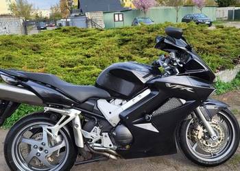HONDA VFR 800