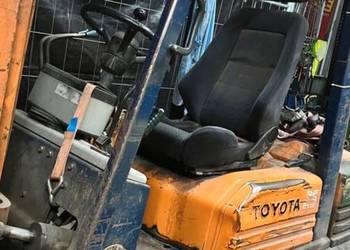 Wózek widłowy 2,5 t Toyota terenowy Class 3,5