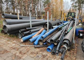 Rury PVC PE PP pozostałości z budowy odpady plastikowe