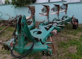 Pług obrotowy 4 skibowy, zabezpieczenia hydrauliczne