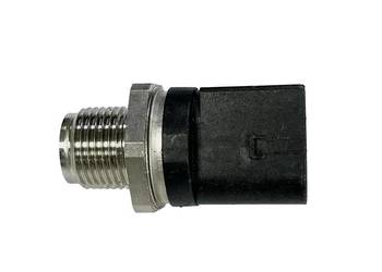 MERCEDES OM651 Czujnik cisnienia paliwa listwy wtryskowej OE