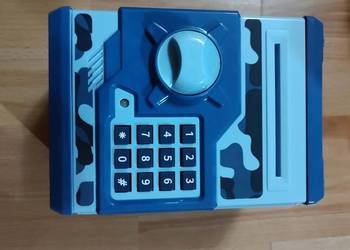 Skarbonka Sejf Elektryczny Bankomat Pieniądze Banknoty Monety Hasło Kod