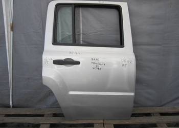 JEEP PATRIOT 08r drzwi prawe tył JEEP PATRIOT 08r drzwi prawe tył