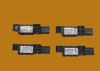 CZUJNIK SENSOR UDERZENIOWY KOMPLET 4 SZT 7L0909606B  Porsche Cayenne I 4B09