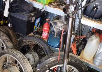 Wsk Motorynka Kadet Części Silnikowe Różne.