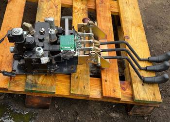 Rozdzielacz hydrauliczny trzysekcyjny DAWOO DOOSAN