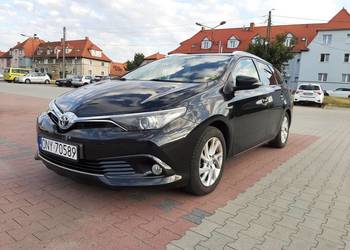 Toyota Auris II 1.8 2 hybryd