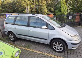 Volkswsgen Sharan na części.