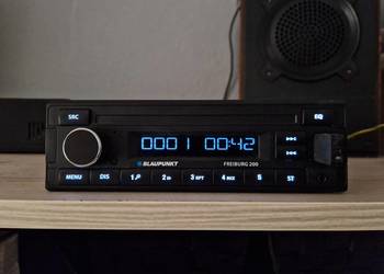 Radio Samochodowe Blaupunkt Freiburg - USB/AUX/RDS - retro seria