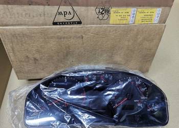 Liczniki zegary audi a4 b5 8D0 919 930 DX