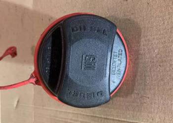 Opel Corsa d Korek wlewu paliwa