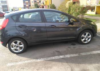 Ford Fiesta 1,25 82KM Duratec 4cyl. oszczędna mały przebieg prywatnie