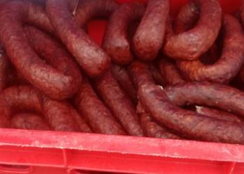 Swojskie wyroby kielbasa,boczek