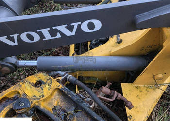 VOLVO L35 Siłownik Do Podnoszenia Ramienia Ładowarki Ramię
