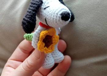 Piesek Snoopy wykonany na szydełku, brelok,zawieszka