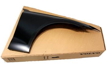 VOLVO S60 III V60 II blotnik przedni prawy 31468171