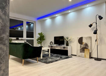 Piękne dwustronne. Przy parku. Nowe z 2025. Wykończone. Wysoki standard.