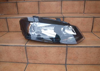 VW Polo 5 V lampa prawa przód 2009 - 2014r (europa)