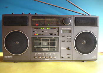 Radiomagnetofon RFT SKR 550 (DDR)