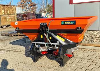Rozsiewacz dwutalerzowy 600 l Masywna konstrukcja