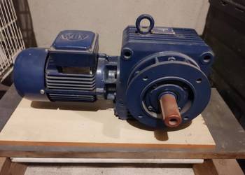 Motoreduktor Baumüller 1,1 kW | Silnik 3-fazy | 45 obr/min