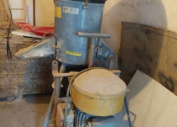 Śrutownik, bąk, rozdrabniacz do zbóż z silnikiem 7,5KW