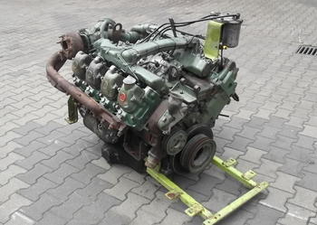 SILNIK CLAAS JAGUAR DOMINATOR MERCEDES V8 STAN IDEALNY OM402