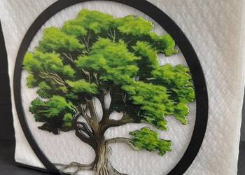 Piękny, metalowy funkcjonalny serwetnik.