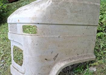 Błotnik lewy mercedes 406