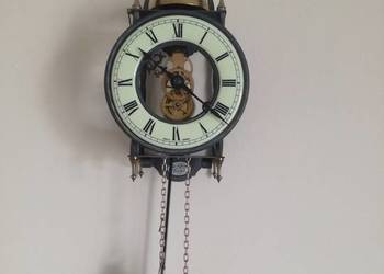 Zegar wiszący szkieletowy Zegar wiszący szkieletowy