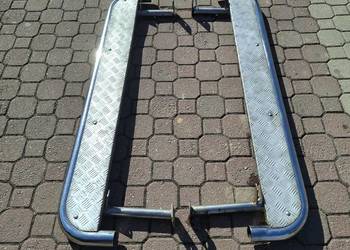 Progi boczne / stopnie Jeep Cherokee Liberty KJ 2001–2007