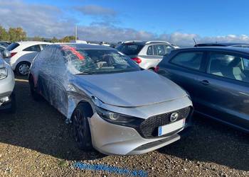 MAZDA 3 2.0 SkyActive-X M-Business Executive 180 FR811