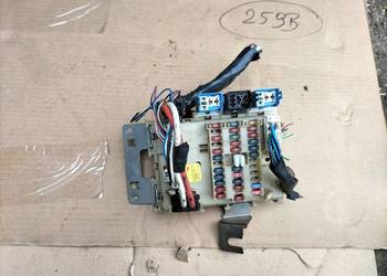 NISSAN ALMERA 24350BU200 SKRZYNKA PRZEKAŹNIKÓW PRZEKAŹNIK