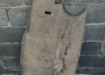 Fiat 850 Berlina laminatowy pas przedni