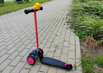 Hulajnoga RAZOR T3 trójkołowa balansowa dziecięca skrętne kółka 67cm