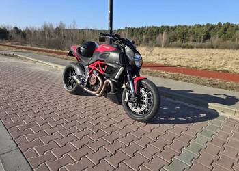 Ducati Diavel carbon