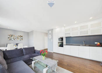 Apartament 2-pokojowy w chmurach – 16. piętro