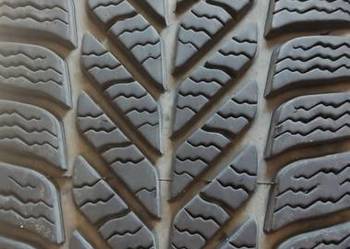 Sprzedam opony Dębica Frigo zimowe w dobrym stanie