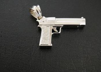 ZŁOTA ZAWIESZKA PISTOLET 22 GRAM - BIAŁE ZŁOTO